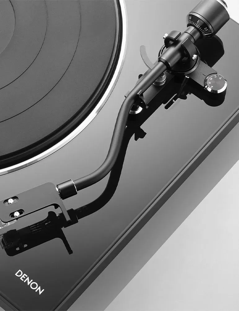 DENON Denon DP-400 — Automatyczny gramofon z przedwzmacniaczem i redukcją zniekształceń